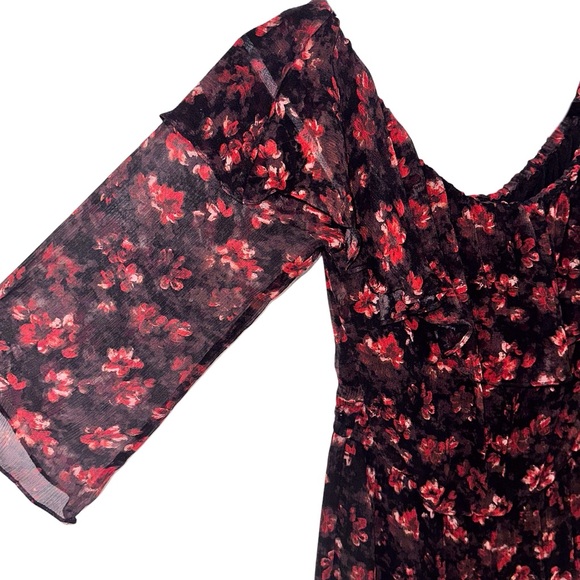 Rachel Zoe Silk Size 4 Black and Red Floral Print Jumpsuit Wide Leg Ruffled - Picture 3 of 14